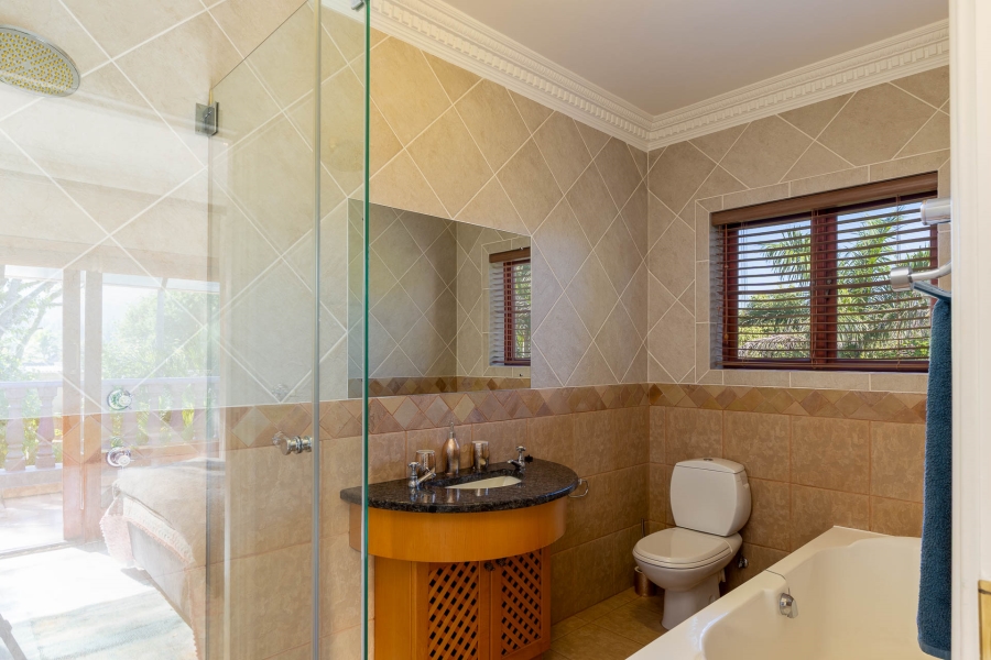 4 Bedroom Property for Sale in Heatherlands Western Cape